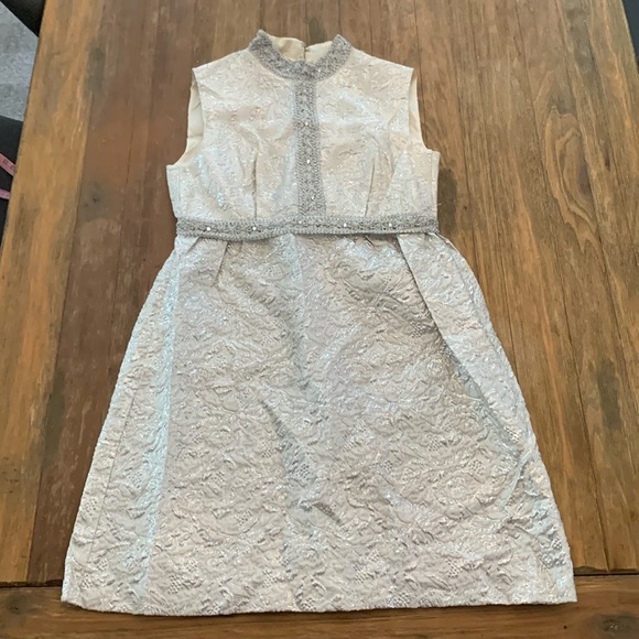 Dresses & Skirts - 60’s Style Silver Sleeveless Dress